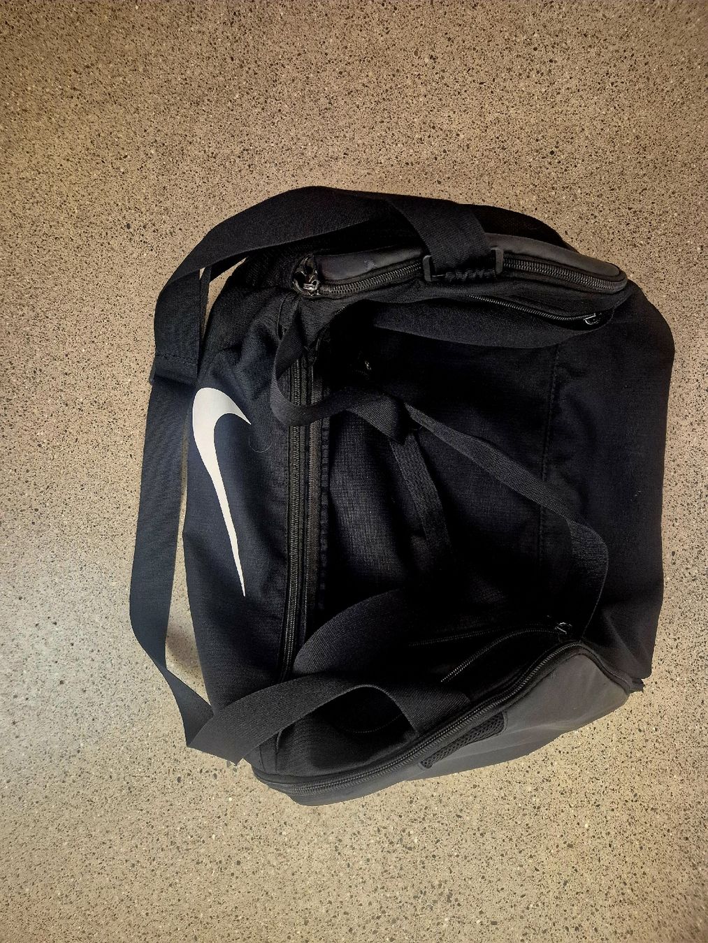 Nike Taschen: Sport Tasche Nike – Gebraucht aus Luzern von kat_6kt5 2