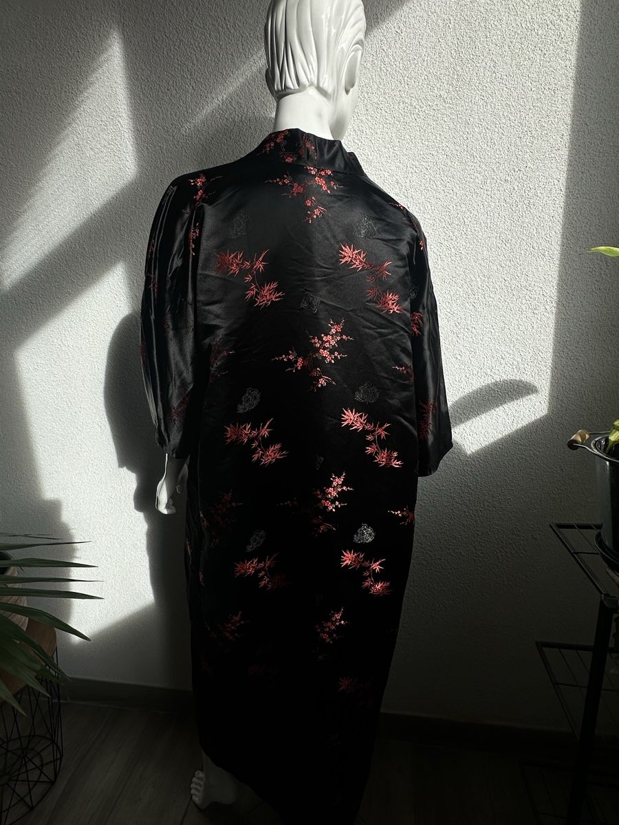 Kimono: Oriental Kimono, Black & Red, One Size – Usato da Vevey venduto da ledidream 8