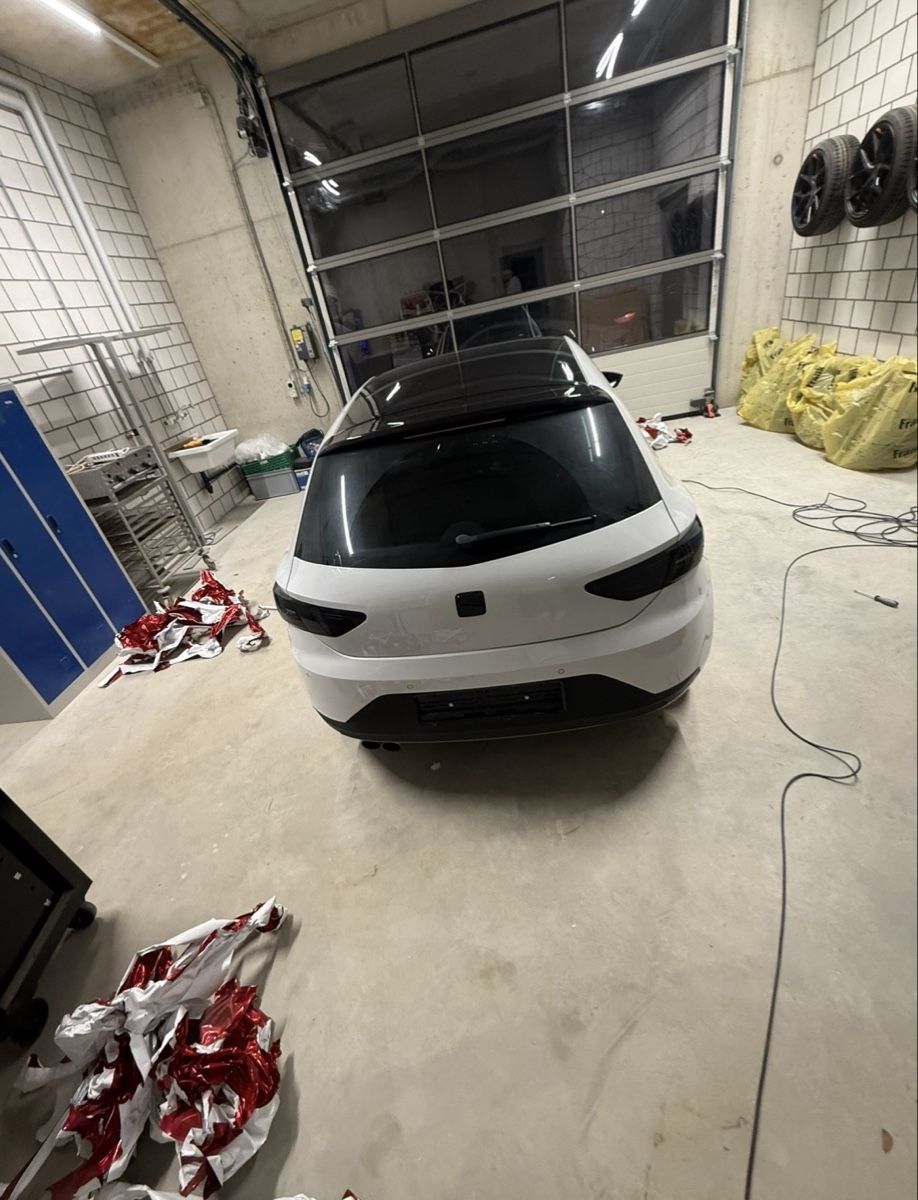 Seat Automobili: Seat Leon FR – Usato da Oberburg venduto da sta_v79r 1