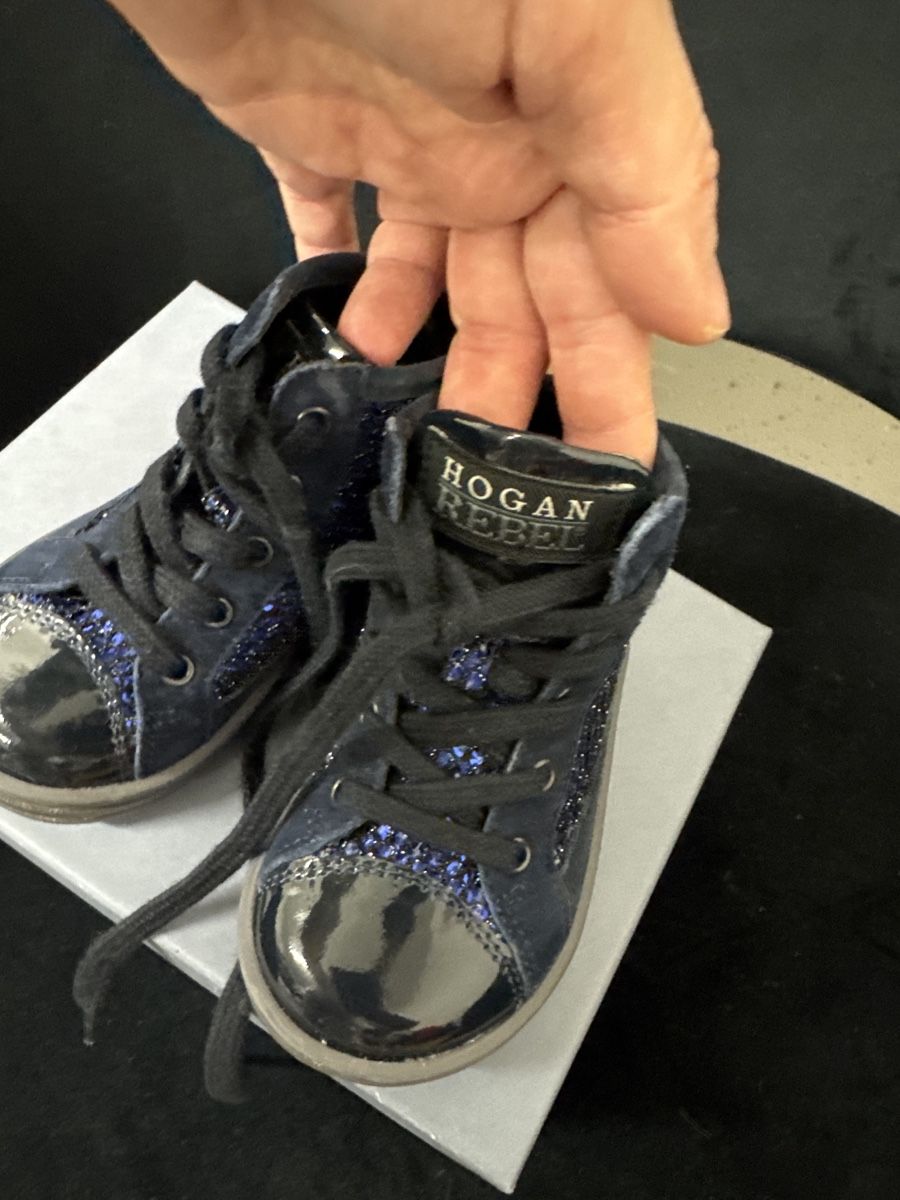 Hogan Scarpe per ragazzi: Hogan Baby Schuhe  – Nuovo (secondo la descrizione) da Menzingen venduto da Dali2504 1