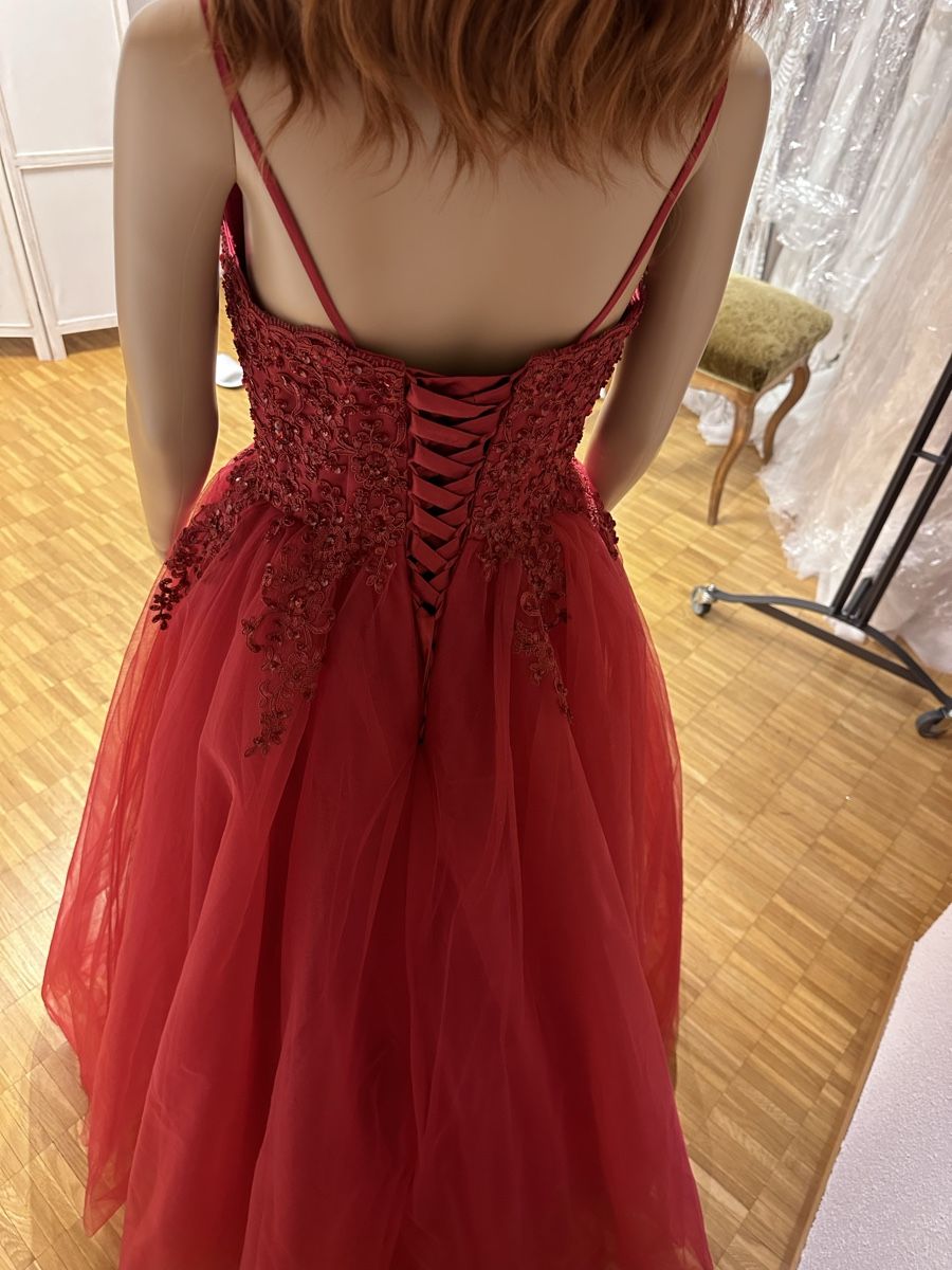 Vestiti: Abendkleid Ballkleid Rot Spitzenbesatz Grösse S – Nuovo (secondo la descrizione) da Appenzell venduto da mir_rqn6 3