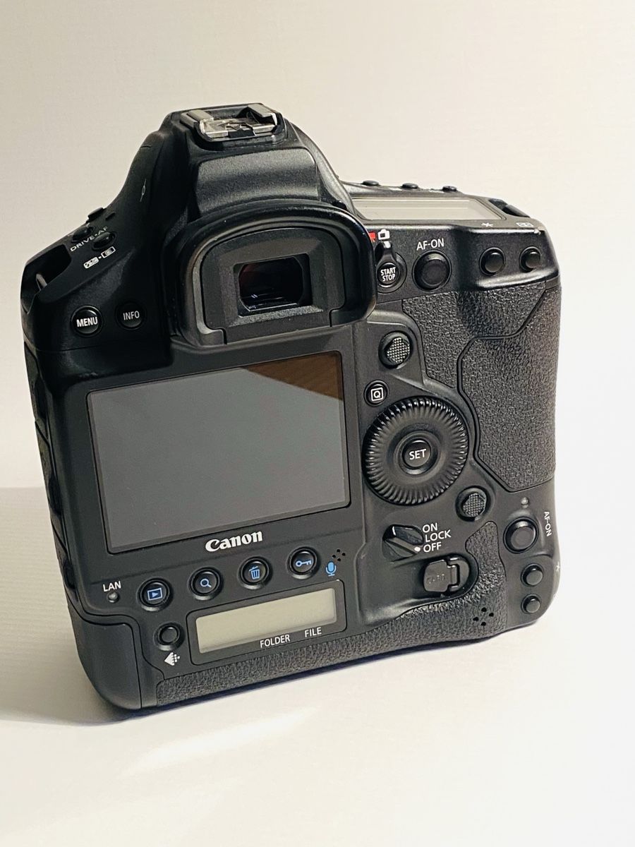 Canon Fotocamera: Canon 1DX Mk III – Usato da Kerns venduto da felice017 1