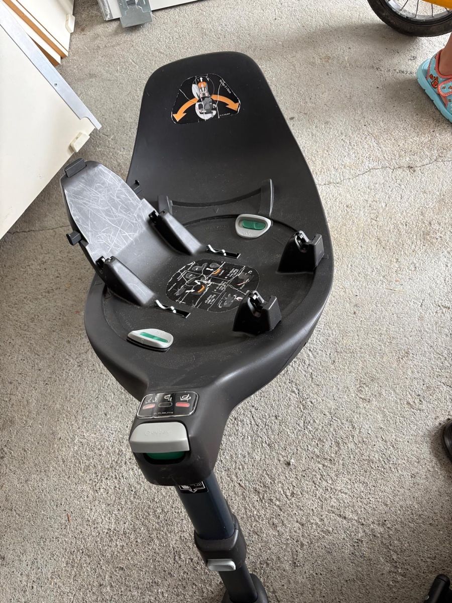 Cybex Seggiolini per auto: Kindersitz Isofix-Basis Z-iSize – Usato da Uetendorf venduto da MeLe___