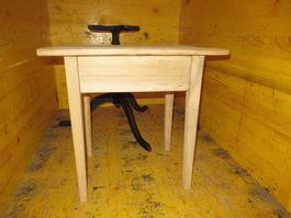 Kinder Biedermeier Tischlein