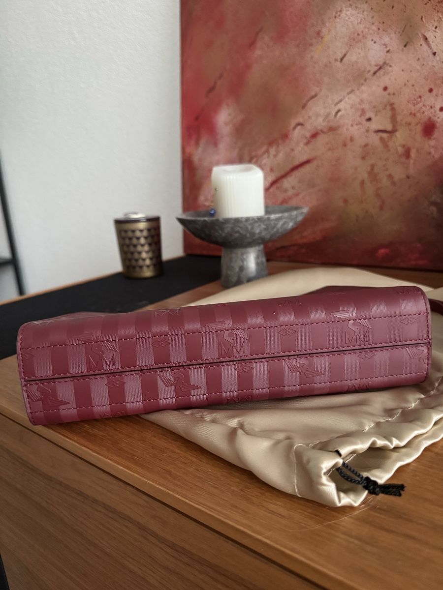 Maison Mollerus Borse da donna: Maison Mollerus Necessaire antik rot/gold – Usato da Baden venduto da Linda46 2