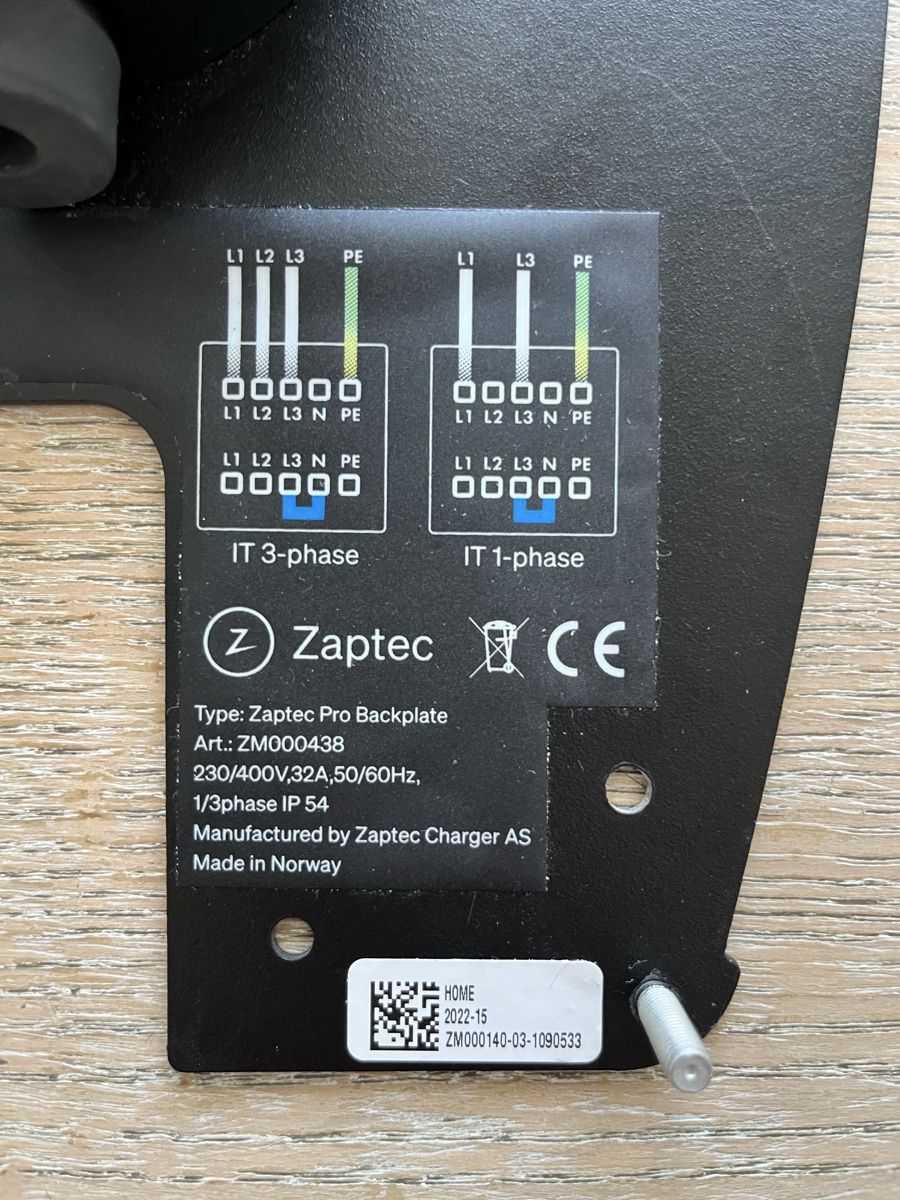 Unità & Adattatore: Zaptec Pro Rückplatte neuwertig – Usato da Baar venduto da Beat778 1