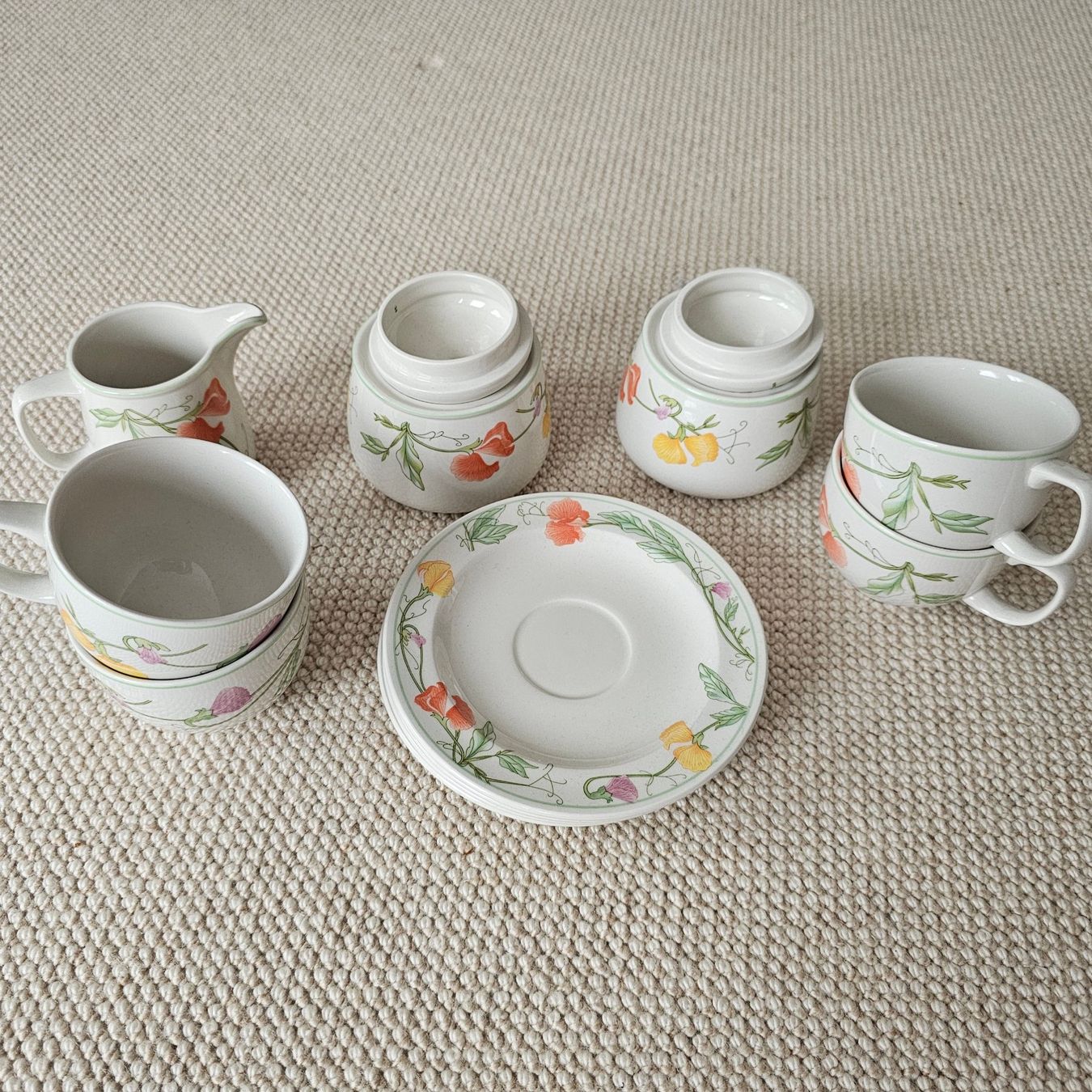 Set di piatti: Teeservice von Adams – Usato da Bühler venduto da Labrador92