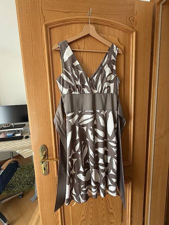 Kleid Esprit