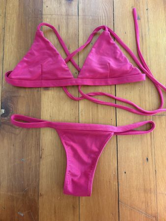 Bikini string brasilian