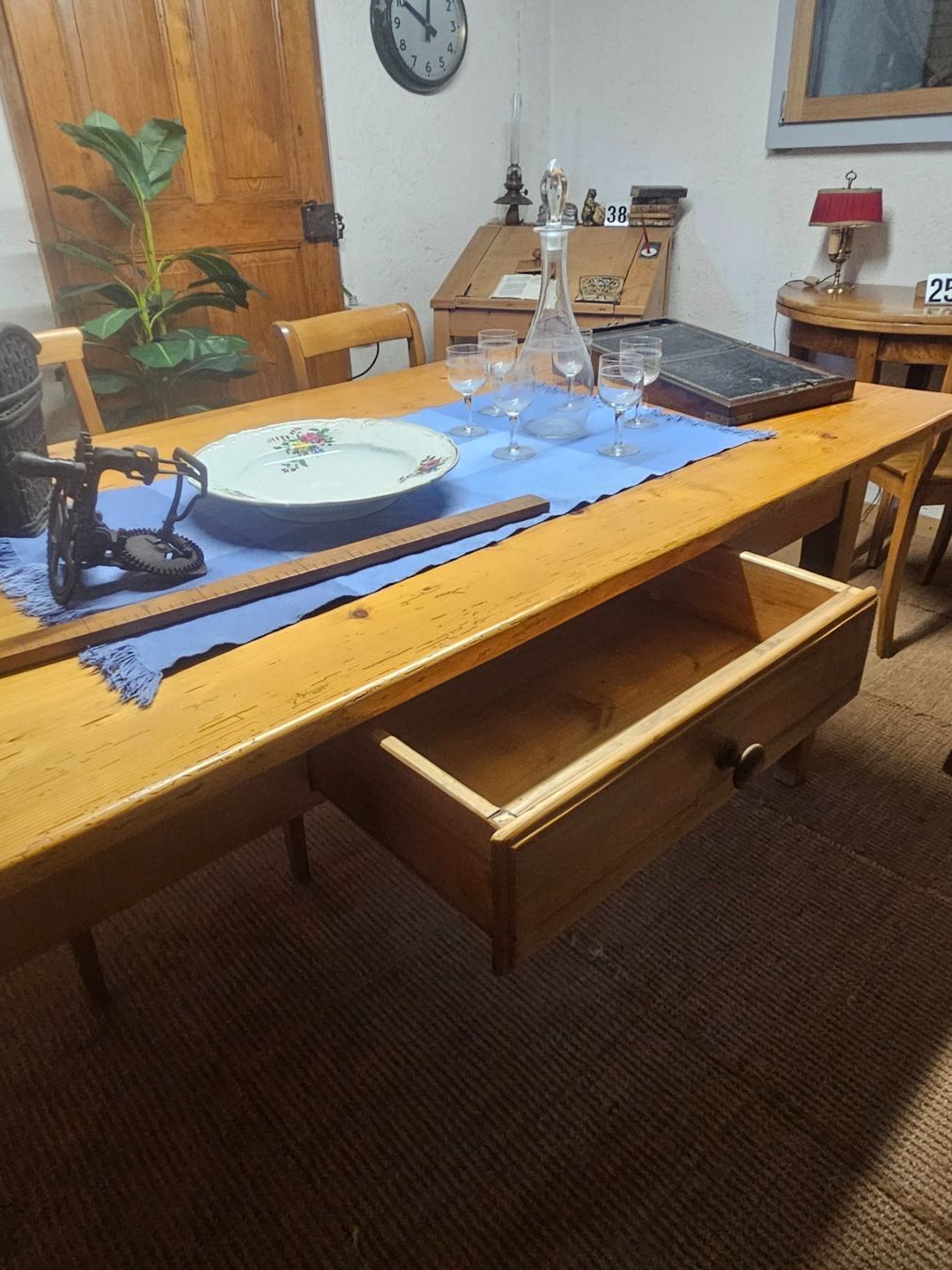 Tische: Tisch um 1840, in Tanne – Gebraucht aus Worb von bz2009 4