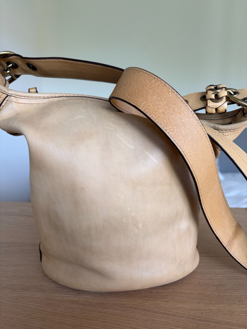 Coach Borse da donna: Coach Bleecker Leather Duffle Bucket Bag Tasche – Usato da Zürich venduto da bombvoyage 1