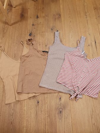 4er Set Tank Tops / Trägertops Grösse S/M Top Zustand!