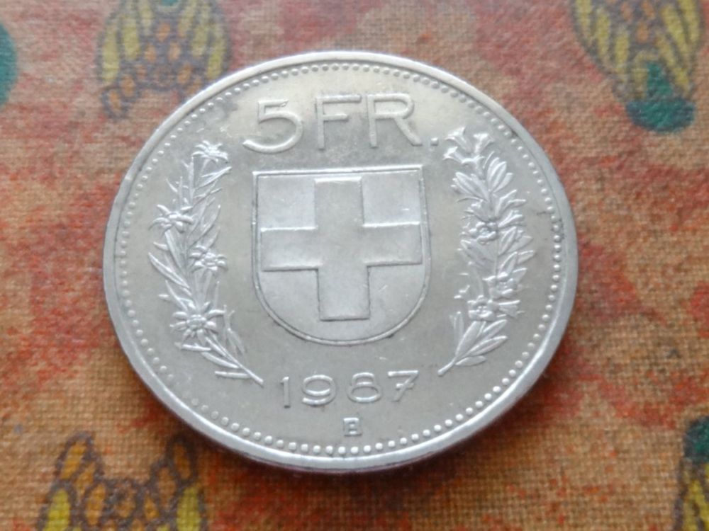 Alle Münzen: 5 Fr. 1987 – Gebraucht aus Romanel-sur-Lausanne von Swift13