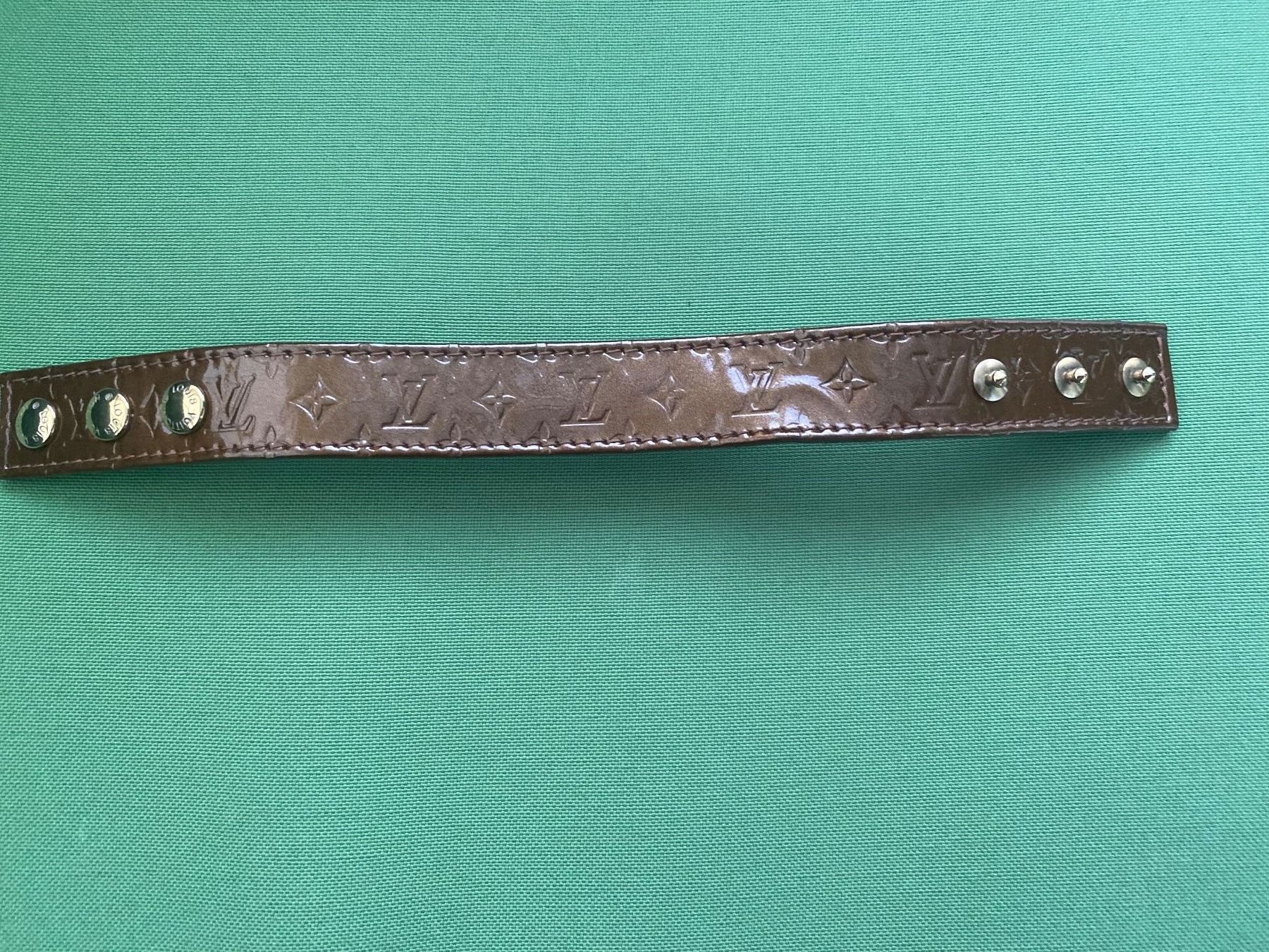 Louis Vuitton Bracciali & Braccialetti: LOUIS VUITTON VIP Armband Bâle 2000, Vernis Monogram, bronce – Usato da Winkel venduto da ferrari2022