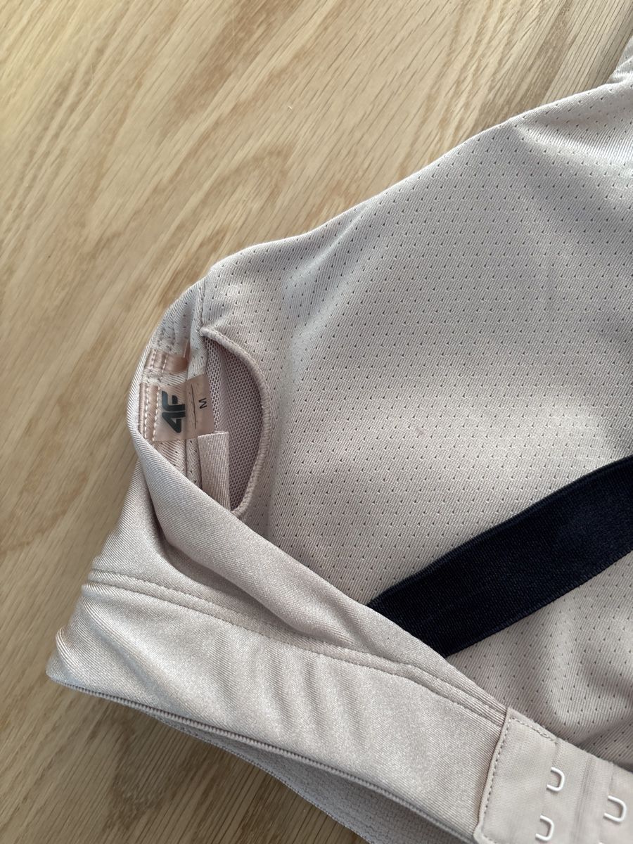 4F Top: Sport bra M 4F Lewandowska collection – Usato da Rolle venduto da gos_2xy5 3