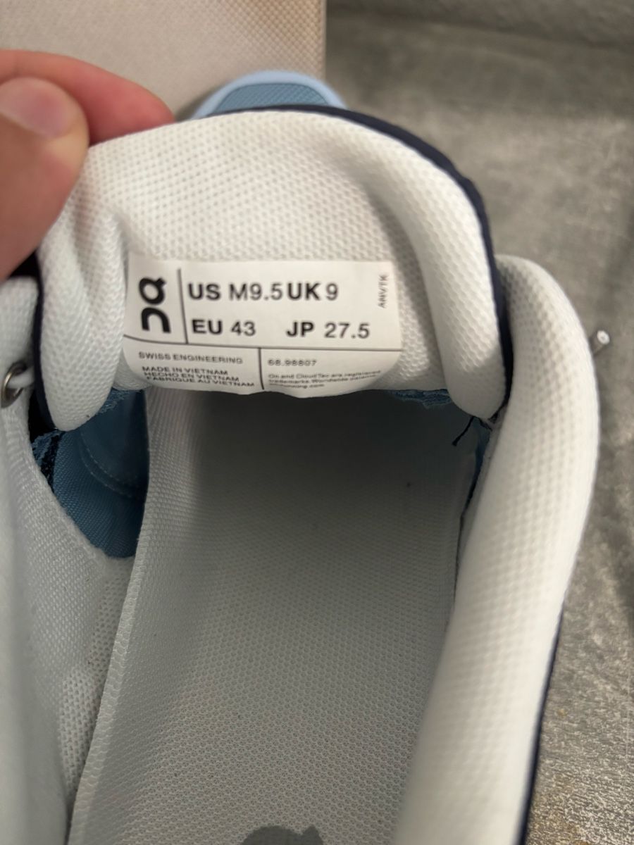 On Scarpe da uomo: On Cloud 5 – Hellblau/Dunkelblau EU 43 – Nuovo e nell'imballaggio originale da Luzern venduto da luzernbiregg 4