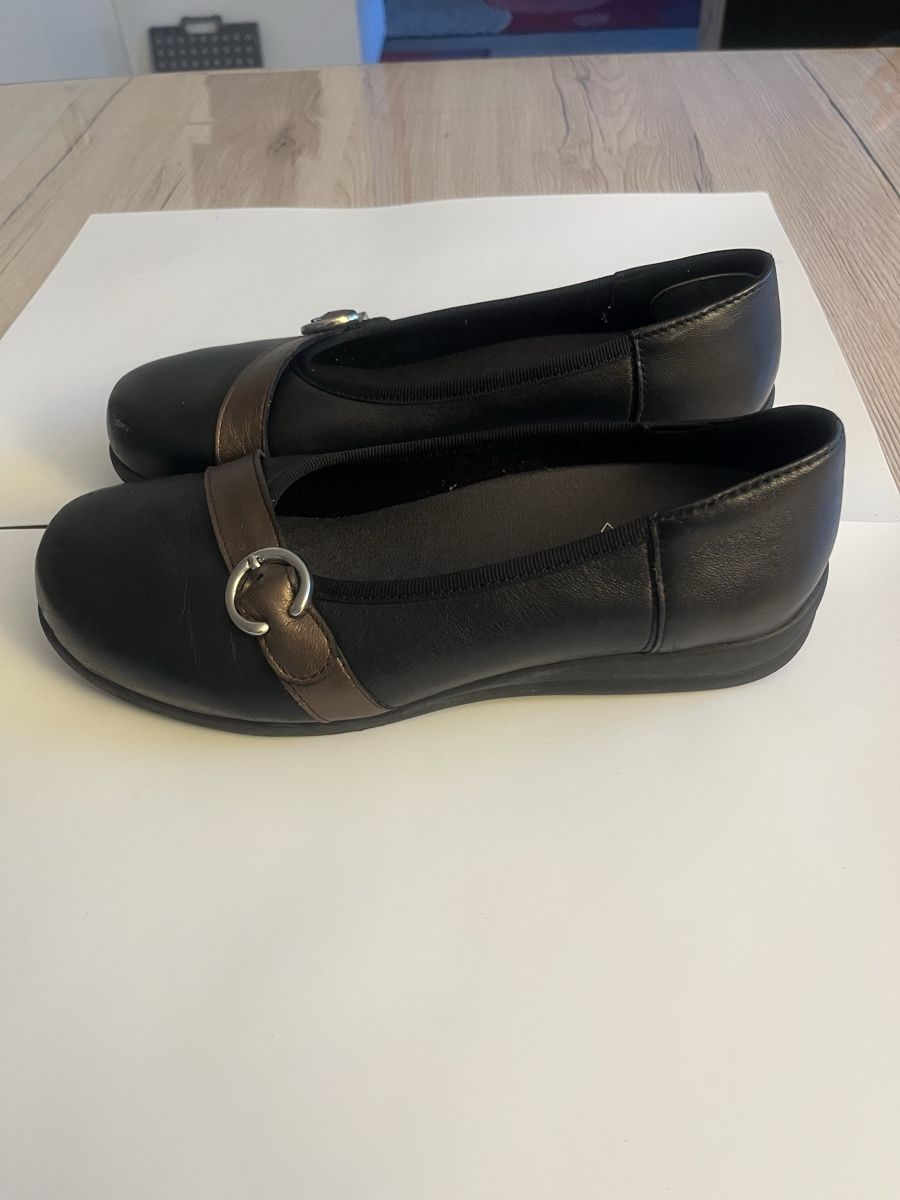 Helvesko Chaussures femmes: Chaussures dames Helvesko – D'occasion à Fleurier par Chadow7080 1