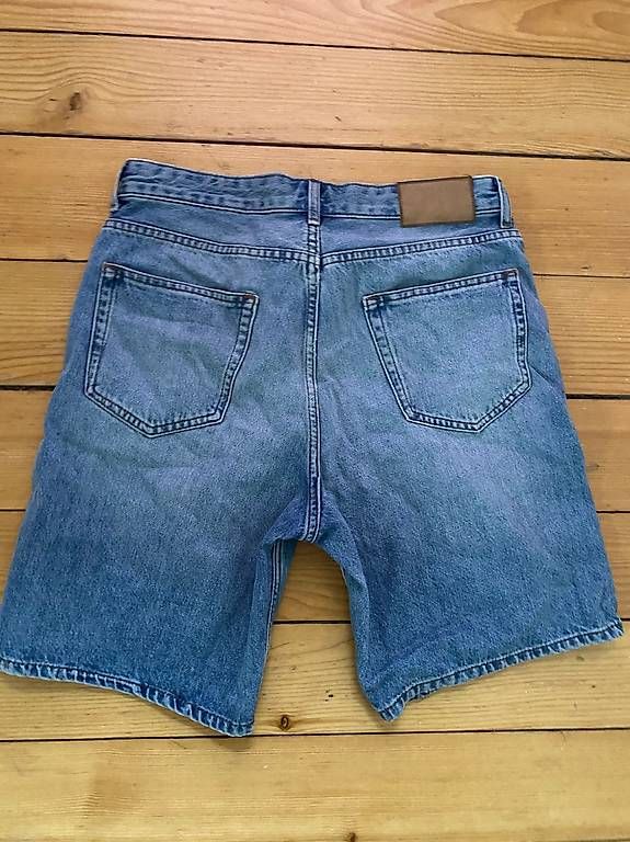 Pantaloni: Zara Shorts – Usato da Safnern venduto da Avalona_07 1
