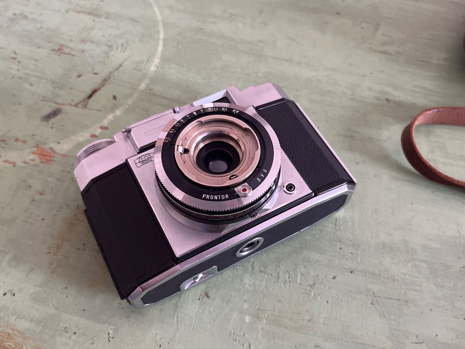 Zeiss Appareil photo: Zeiss Contina Vintage camera – Défectueux à Chiasso par AzenYa