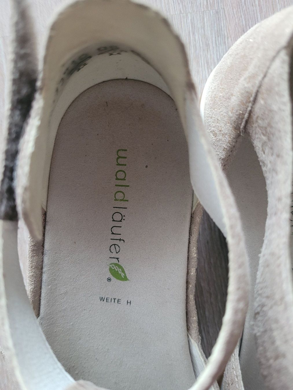 Scarpe da donna: Damensandale Gr. 5 1/2 von Waldläufer – Nuovo (secondo la descrizione) da Recherswil venduto da Pseneca 1