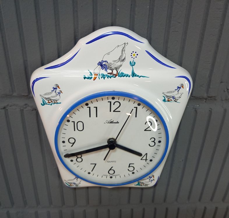 Atlanta 6124/6 Küchen-Wanduhr Hellgrün – Mit Timer & Used-Look, Analog, Batteriebetrieben