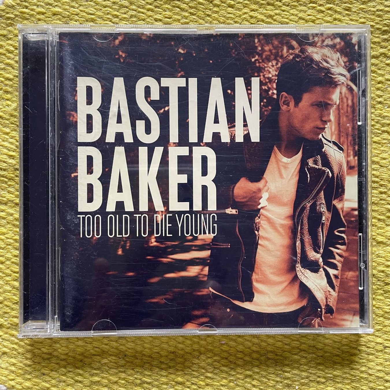 CD: BASTIAN BAKER-TOO OLD TO DIE YOUNG – Usato da Rorschacherberg venduto da CD-Roli