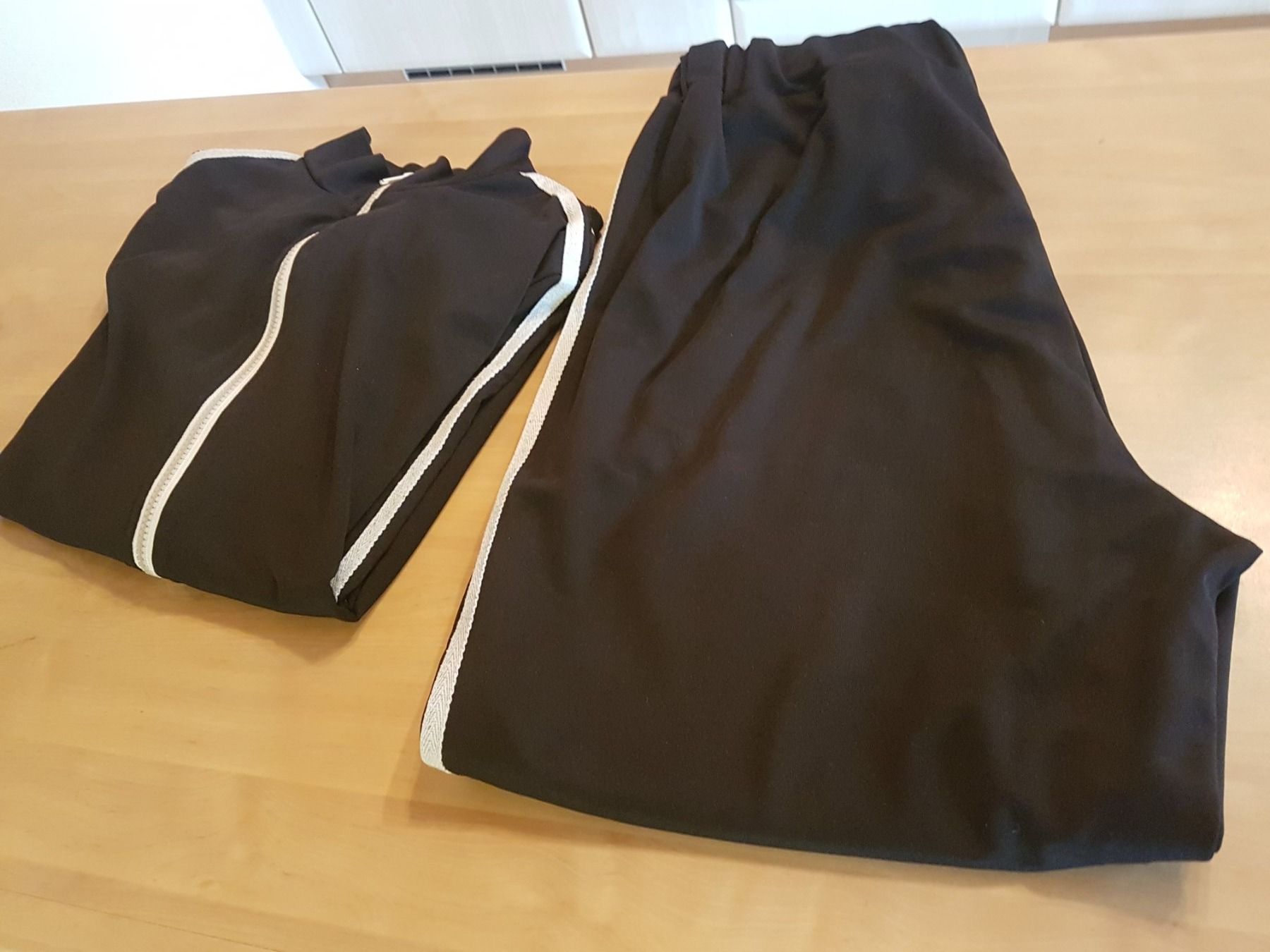 Shein Hosen: Tenue d intérieur - jogging taille 2XL marque Shein – Gebraucht aus Villiers von san_jn5w 8