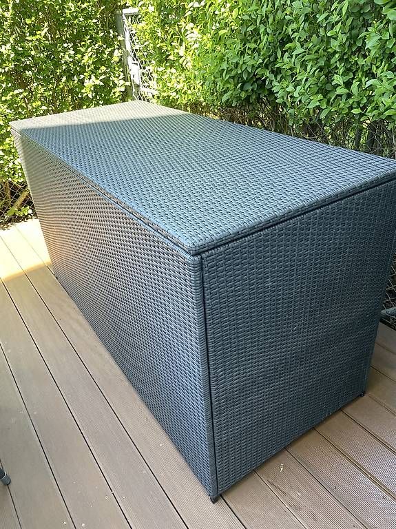 Box contenitori: Kissenbox/Rattanmöbel – Usato da Winkel venduto da Mnsti 1