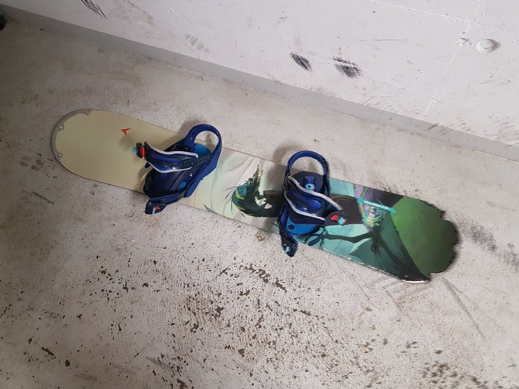 Board: Snowboard Kinder 135cm – Difettoso da Dietschwil venduto da FIZENATOR 1