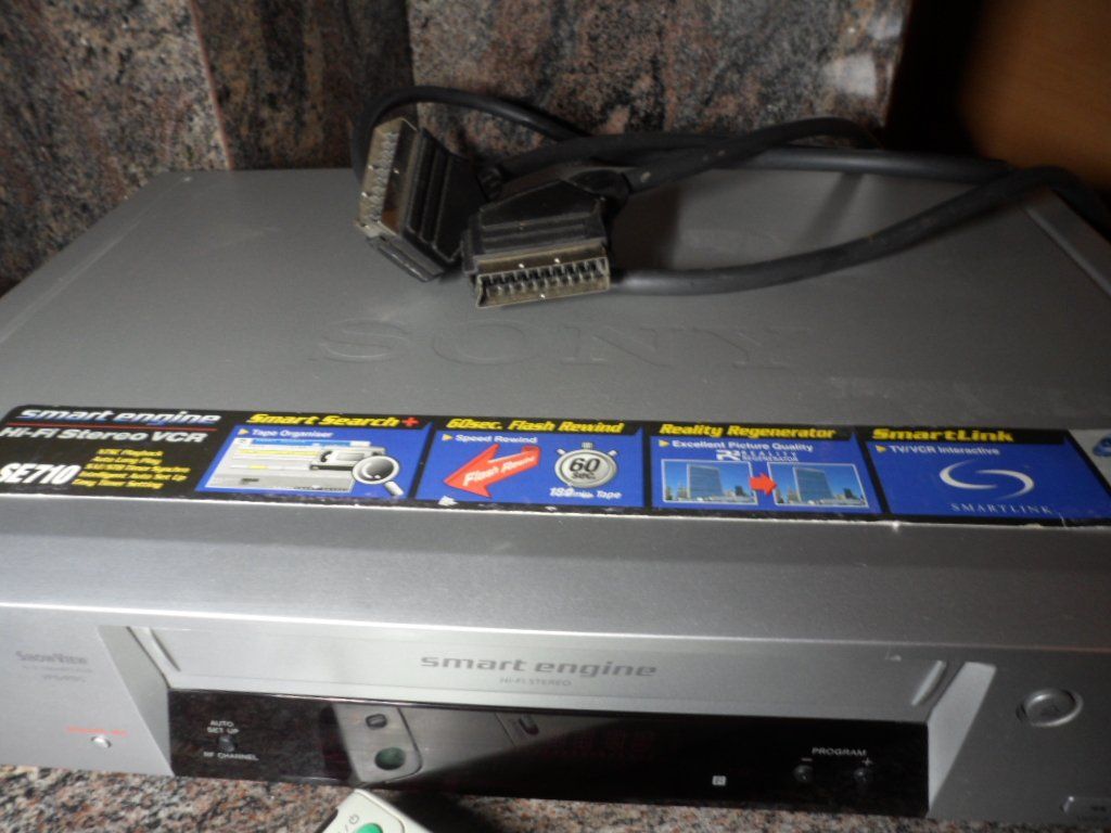 Sony Registratori: VHS  Recorder  Sony  SLV - SE 710 – Usato da Langnau i. E. venduto da mar_hw58 1