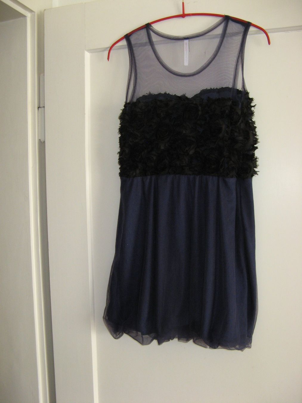 Vestiti: Kleid dunkelblau-schwarz Gr. 34/36 – Nuovo (secondo la descrizione) da Zürich venduto da apil 3