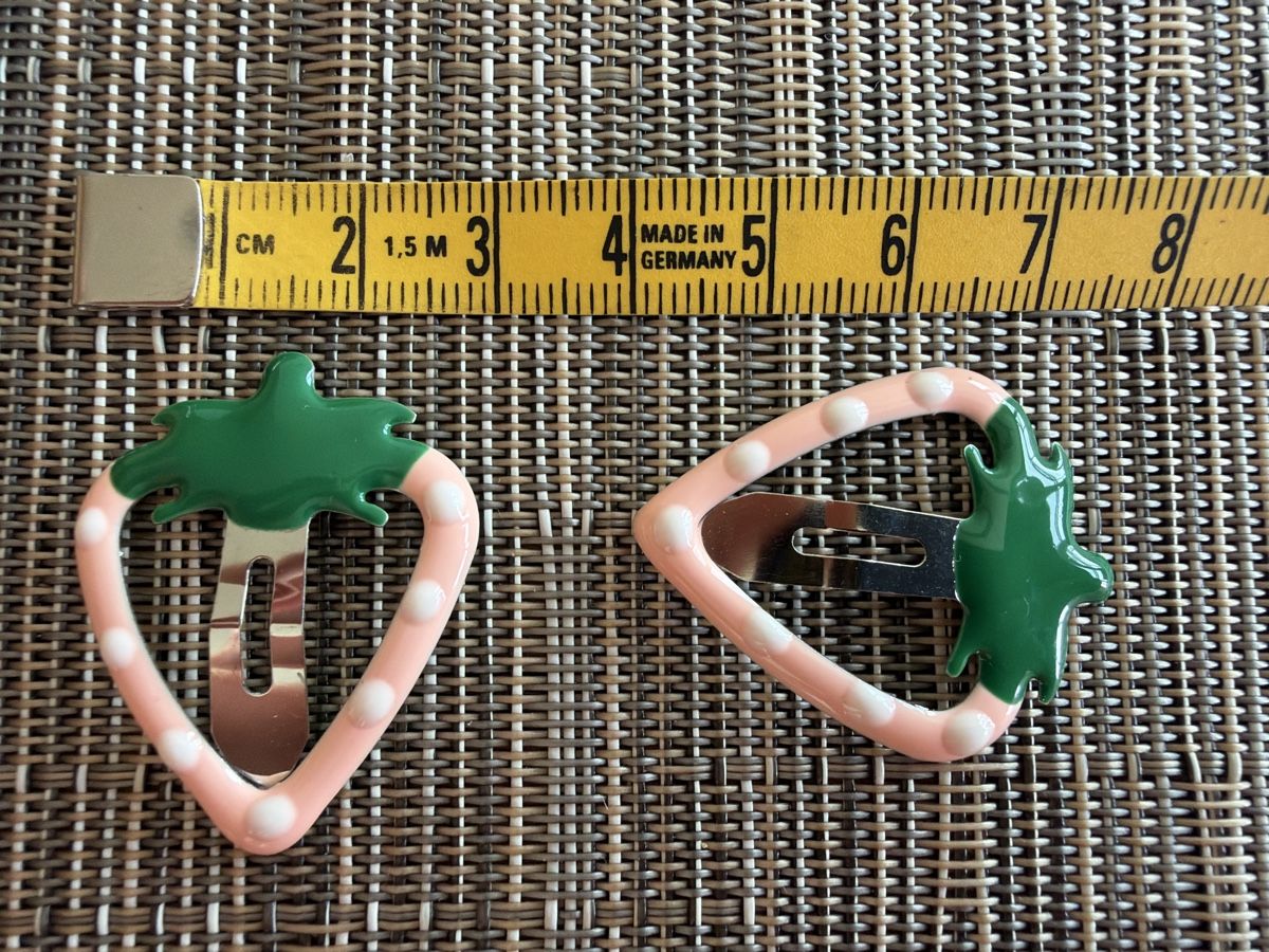 Accessori per capelli: Haarspangen Erdbeere/ Strawberry Hair clips NEU – Nuovo (secondo la descrizione) da Kilchberg ZH venduto da Gejuba 1