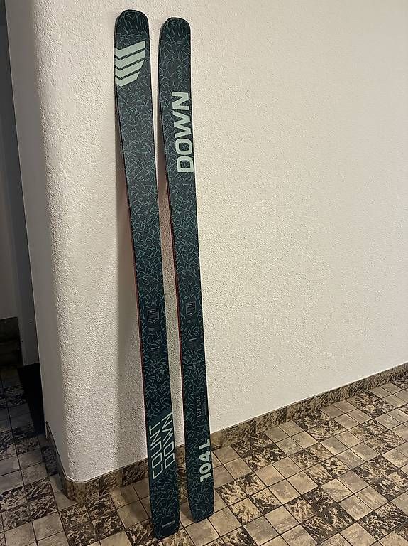 Sci: Down Ski Countdown 104L Carbon 187 – Usato da Bern venduto da peter.mr