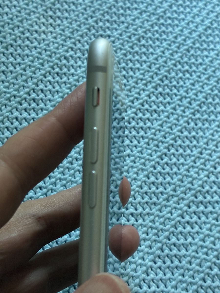 Apple Handys / Smartphones: iPhone 8 256gb weiss – Neu (gemäss Beschreibung) aus Basel von baloon8 2