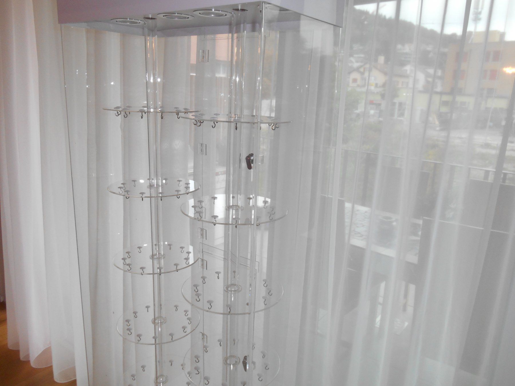 Vitrinen: vitrine – Neu (gemäss Beschreibung) aus Nussbaumen AG von Zahnpasta01 2