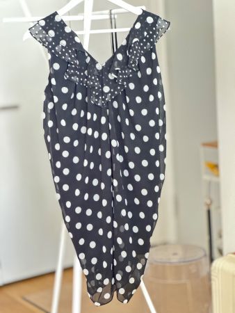 Stilvolles Kleid im Parisienne-Look