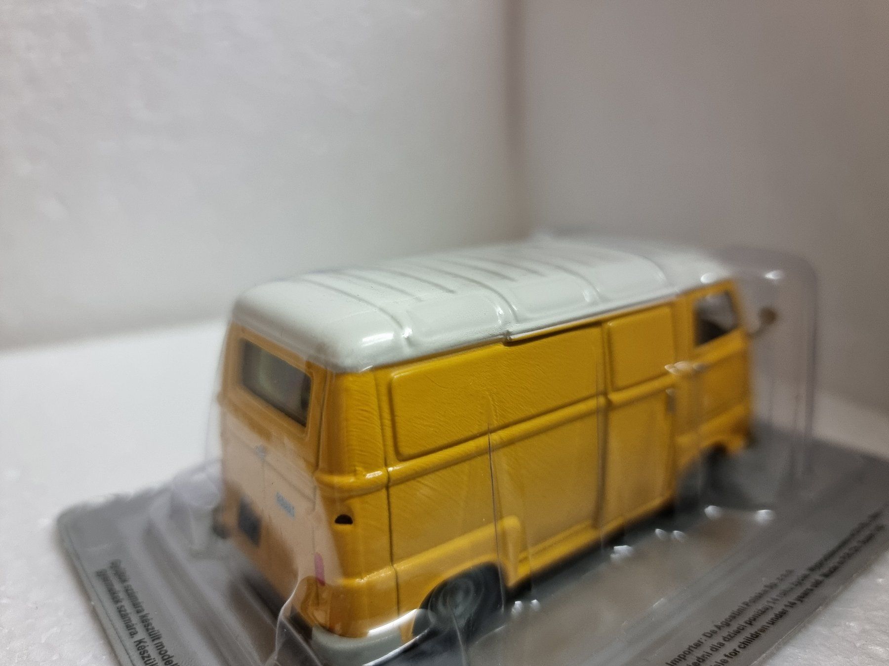 IXO Modellini d'auto: Renault Estafette. 1:43 – Nuovo e nell'imballaggio originale da Gockhausen venduto da medved007 3