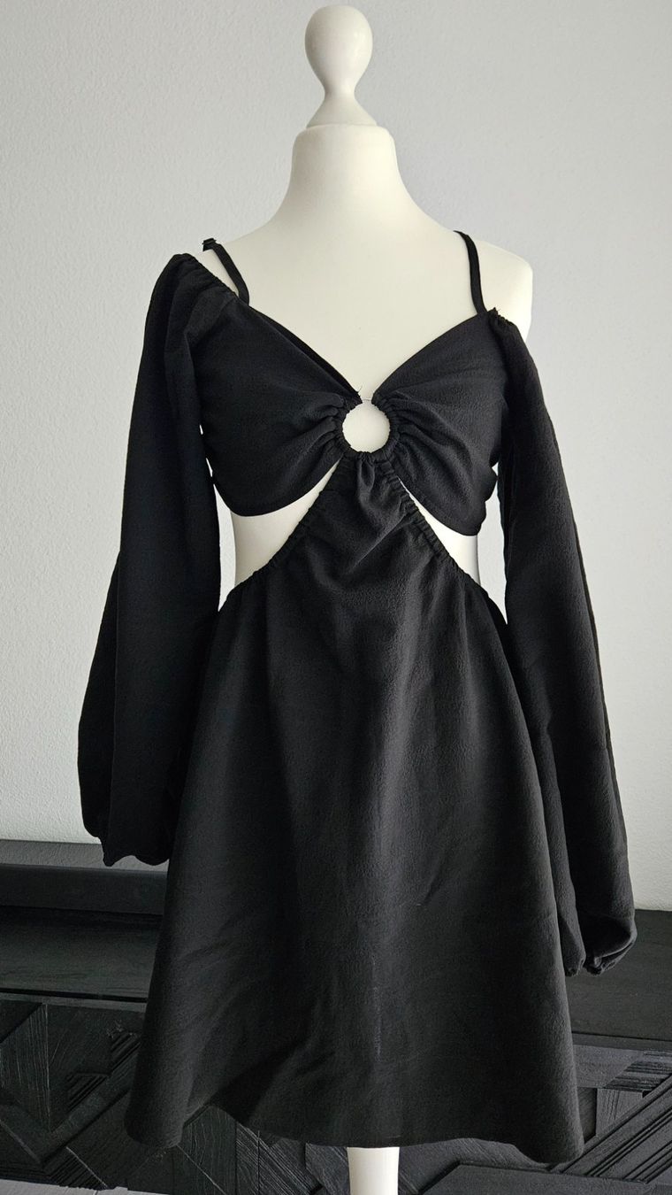H&M Vestiti: Kurzes Kleid H&M – Usato da Bülach venduto da Recherchieren 1