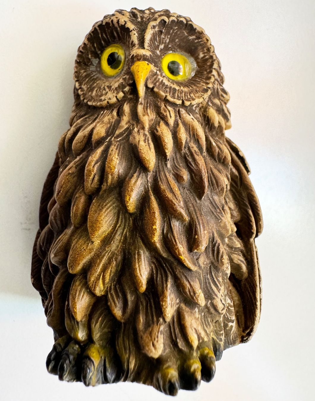 Statuette: Hibou en albâtre peint – Usato da Biel/Bienne venduto da Philemon02