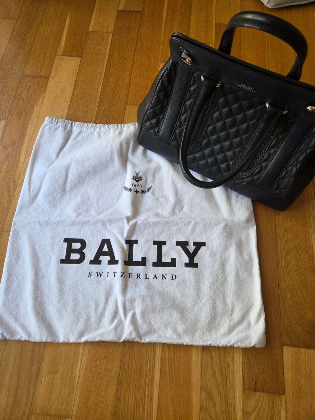 Bally Borse: Bally Handtasche mit Staubbeutel – Usato da Lalden venduto da Sherry85 6