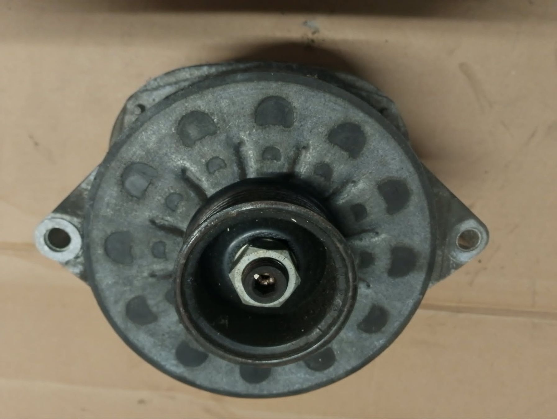 Chevrolet Tutti pezzi di ricambio auto: Alternator   GM Trans Am,  Camaro V8 5.7 – Usato da Niedergösgen venduto da usc_tt5r 3