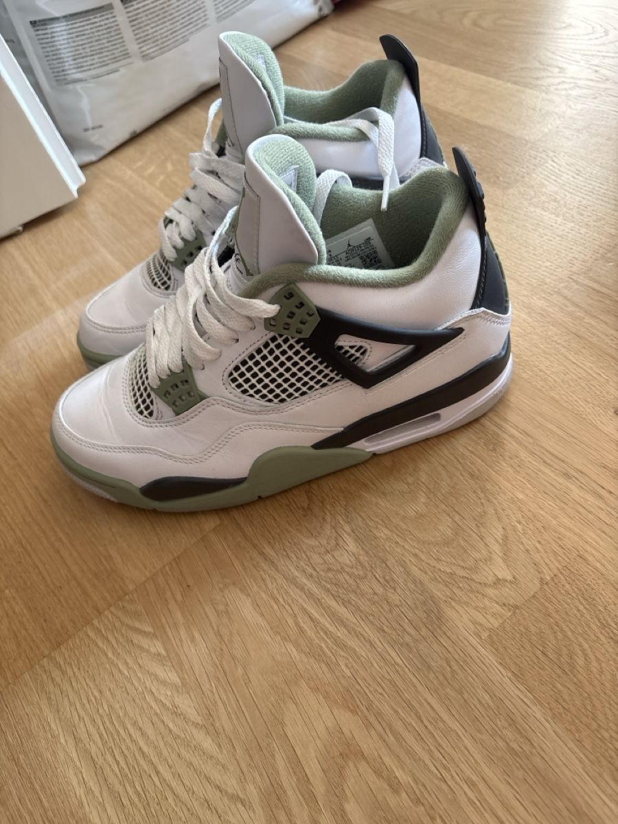 Nike Herrenschuhe: Air Jordan 4 – Gebraucht aus sion von iwa_w2l8 1