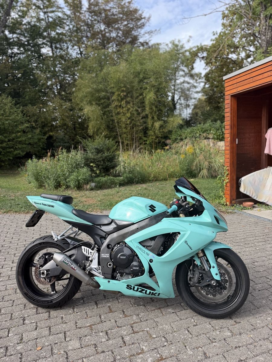 Suzuki Strada: Gsxr 600 k7 25kw – Usato da Founex venduto da ces_t8wk 1