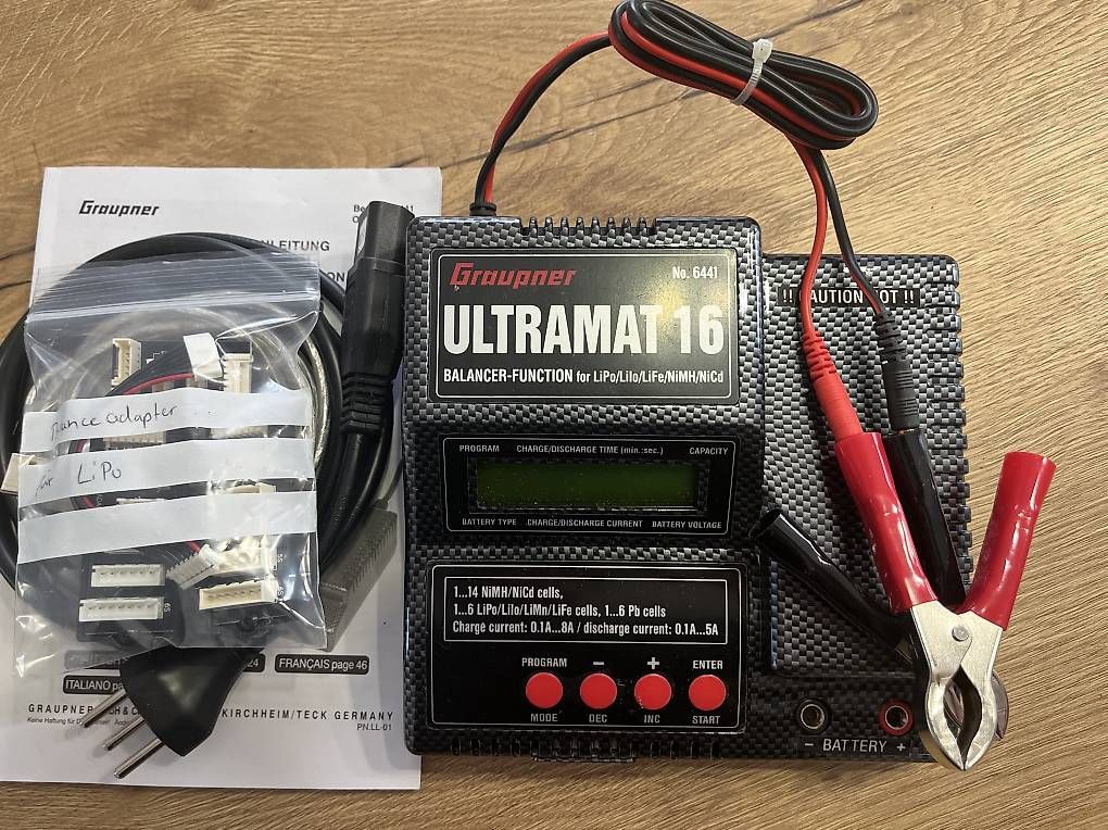 Batterie, Caricabatterie & Alimentatori: Ladegerät Graupner 16 – Usato da Suhr venduto da Cark_ZehndAir 4