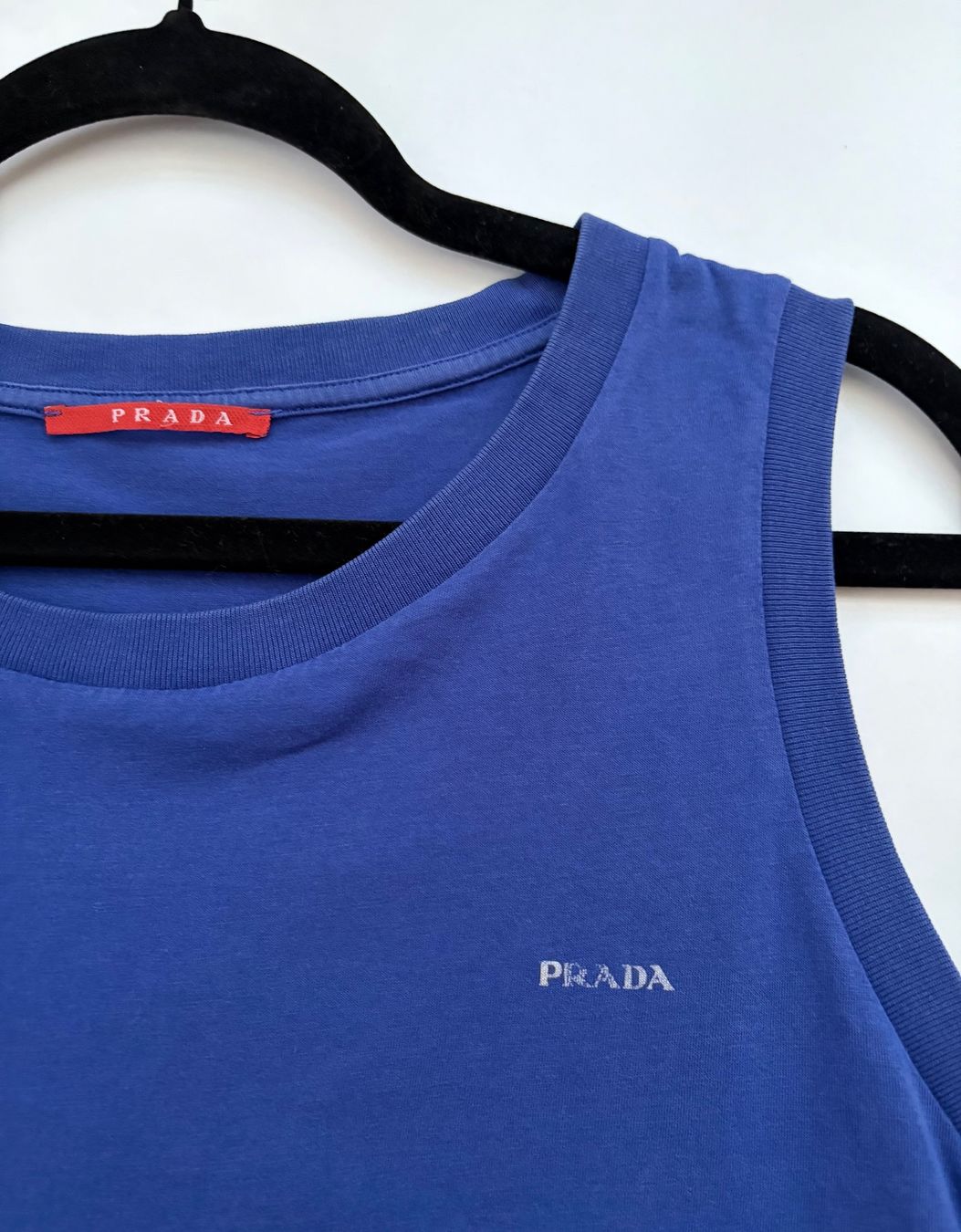 Prada Tops: Prada Top Gr.S/M – Gebraucht aus Unterägeri von Jutka_04 1