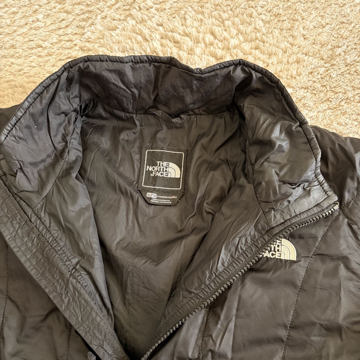 North Face Giacche: Veste The North Face noire - Taille XL – Nuovo (secondo la descrizione) da Neuchâtel venduto da aliceguins 3