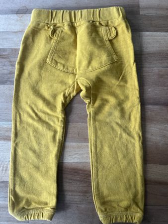 Hose Hust and Claire Grösse 86