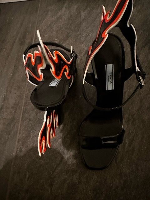 Prada Scarpe da donna: Prada Talons Flamme - 2018 – Nuovo e nell'imballaggio originale da pully venduto da asi_w6gl 1