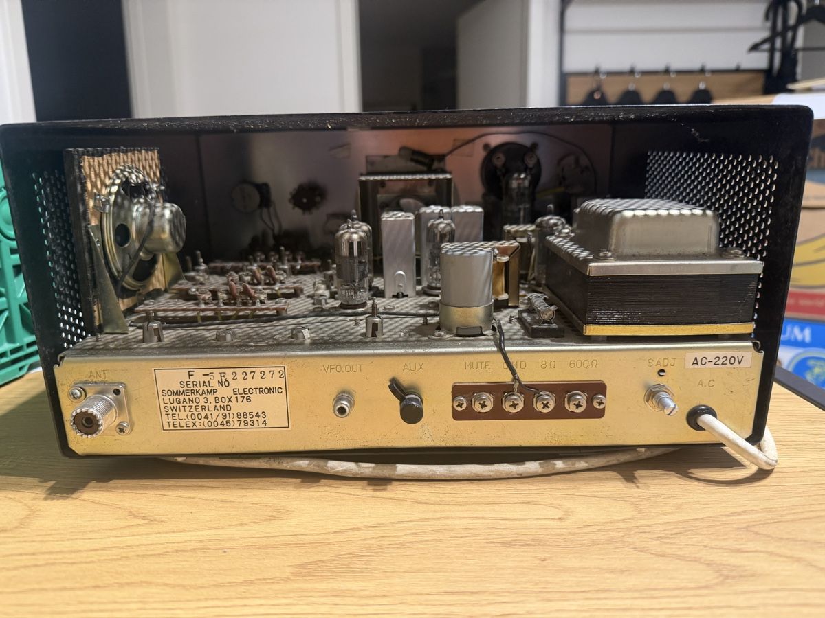 Ricevitori: SOMMERKAMP FR-50 B COMMUNICATION RECEIVER  – Usato da Samedan venduto da Platzschaffe 6
