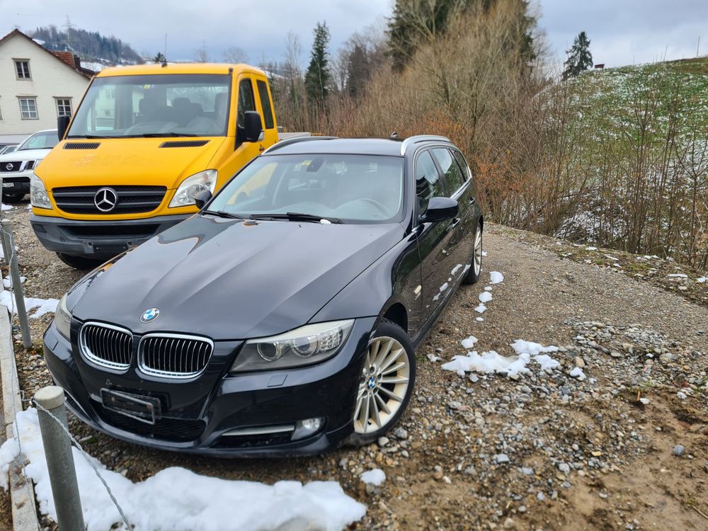 BMW 330d xDrive T mit Anhängerkupplung